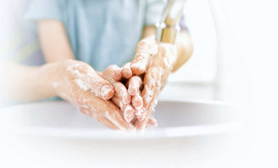 Обязательно мытье рук с мылом