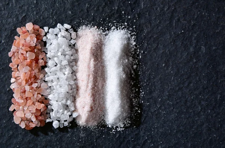 Чем йодированная соль полезнее обычной, как ее использовать и можно ли ей пересолить? — ЛабКвест